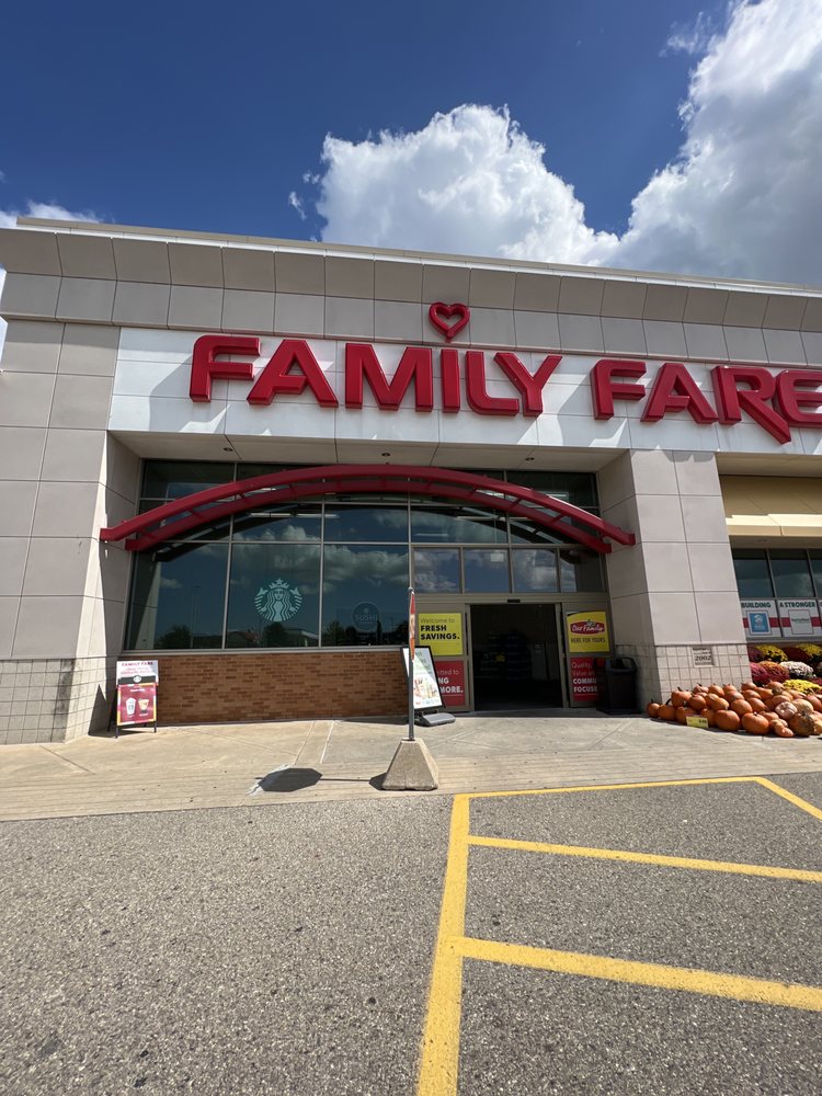 Family Fare Supermarket Logo