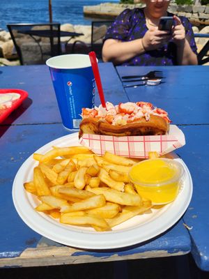 The Lobster Pool by null