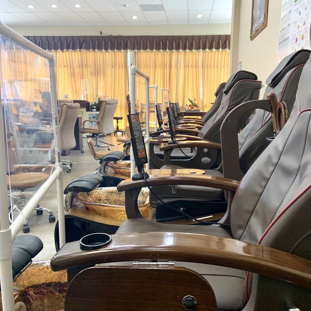 KB Nails - The view from my chair; no neighbors - Nail Salons Near Me - Sacramento, California KB Nails - The view from my chair; no neighbors - Nail Salons Near Me - Sacramento, California