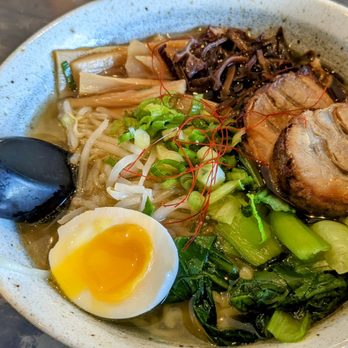 Uchiwa Ramen - Shoyu Ramen - Japanese Near Me - Emeryville, California Uchiwa Ramen - Shoyu Ramen - Japanese Near Me - Emeryville, California
