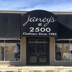 JANEY'S AT 2500