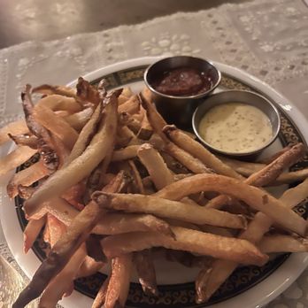 Fet-Fisk - french fried potatoes - Desserts Near Me - Pittsburgh, Pennsylvania