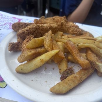 Shorty Pants Lakeside Cajun Restaurant & Marina - Kids Chicken Tenders - Cajun/Creole Near Me - Osage Beach, Missouri Shorty Pants Lakeside Cajun Restaurant & Marina - Kids Chicken Tenders - Cajun/Creole Near Me - Osage Beach, Missouri