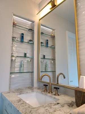 Solid Home Renovations Logo