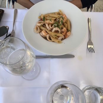 Restaurante O Pescador - Penne with shrimp and squid - yummy and very garlicky - Seafood Near Me - Cascais, 11