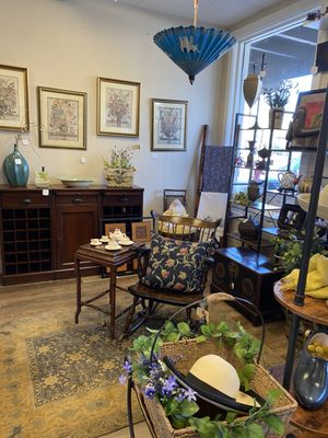 Painted Lady Antiques