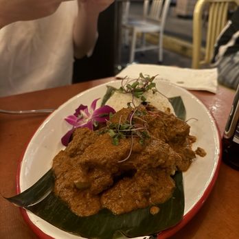Simpang Asia - Rendang - Indonesian Near Me - Los Angeles, California Simpang Asia - Rendang - Indonesian Near Me - Los Angeles, California