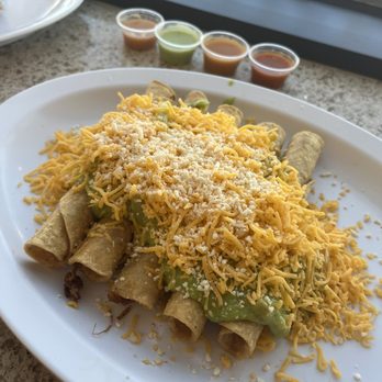 San Luis Mexican Food - 5 Cheese and Guacamole Rolled Tacos - Mexican Near Me - Oceanside, California