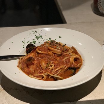 Marcellos Pizzeria - Pizza Near Me - Concord, Ontario