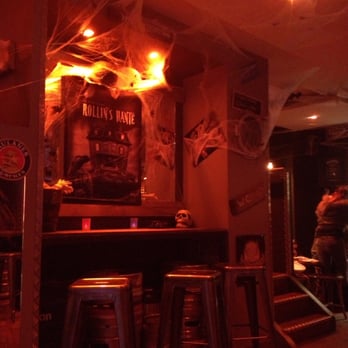 Rollin's Pub - Rollin's "Hanté" - Pubs Near Me - Paris, 75 Rollin's Pub - Rollin's "Hanté" - Pubs Near Me - Paris, 75