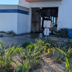 Fast5Xpress Car Wash - Car wash tunnel