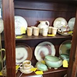 Parkway Antiques And Estate Sales - Frankoma Pottery