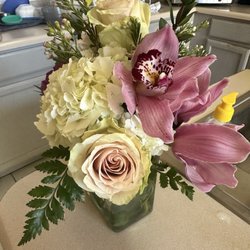 Exclusive Flowers and Gifts - Flowers