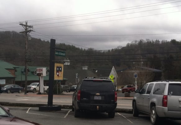 Banner Elk Exxon Wrecker Service Aaa 115 Main St E Banner Elk