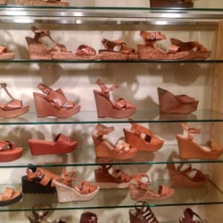 Cathy Jean - A variety of platform options.