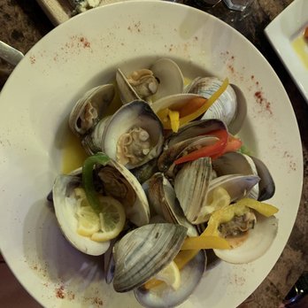 Tapeo Wine Bar - Steamed clams with buttery white wine sauce! This is only about half the portion. You get a lot for your money and it's high quality! - Tapas/Small Plates Near Me - Puerto Peñasco, SON