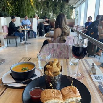 Root Down DIA - Thai curry soup and Colorado lamb sliders! - New American Near Me - Denver, Colorado
