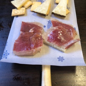Casa Morales - Cheese and ham - Tapas Bars Near Me - Seville, SE