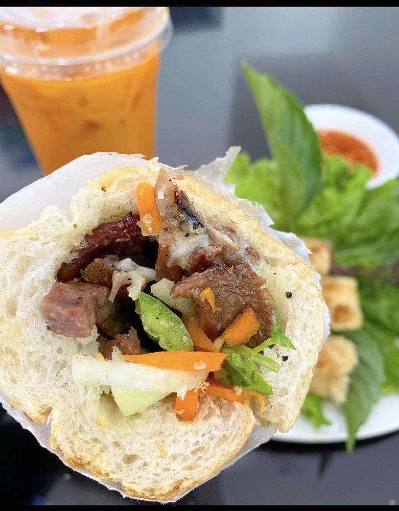Cali Sandwich & Pho