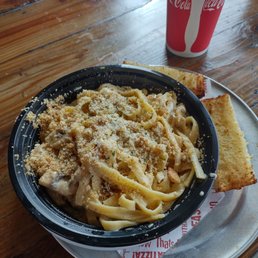 Fettuccine Alfredo