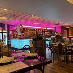 One Night in Bangkok - The bar