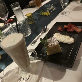Chart House - Irish coffee and dessert. - Seafood Near Me - Jacksonville, Florida