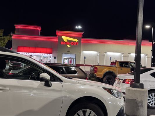 In-N-Out Burger by null