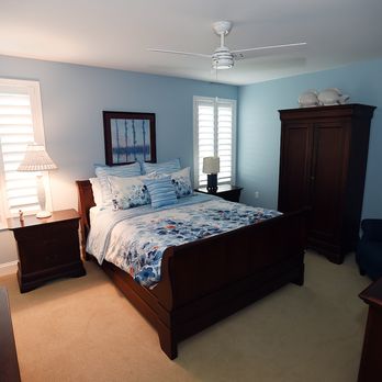 Lamb's Custom Painting - Lambs Custom painting finished this guest bedroom . White ceiling Custom Wall color and white semi-gloss trim - Painters Near Me Lamb's Custom Painting - Lambs Custom painting finished this guest bedroom . White ceiling Custom Wall color and white semi-gloss trim - Painters Near Me