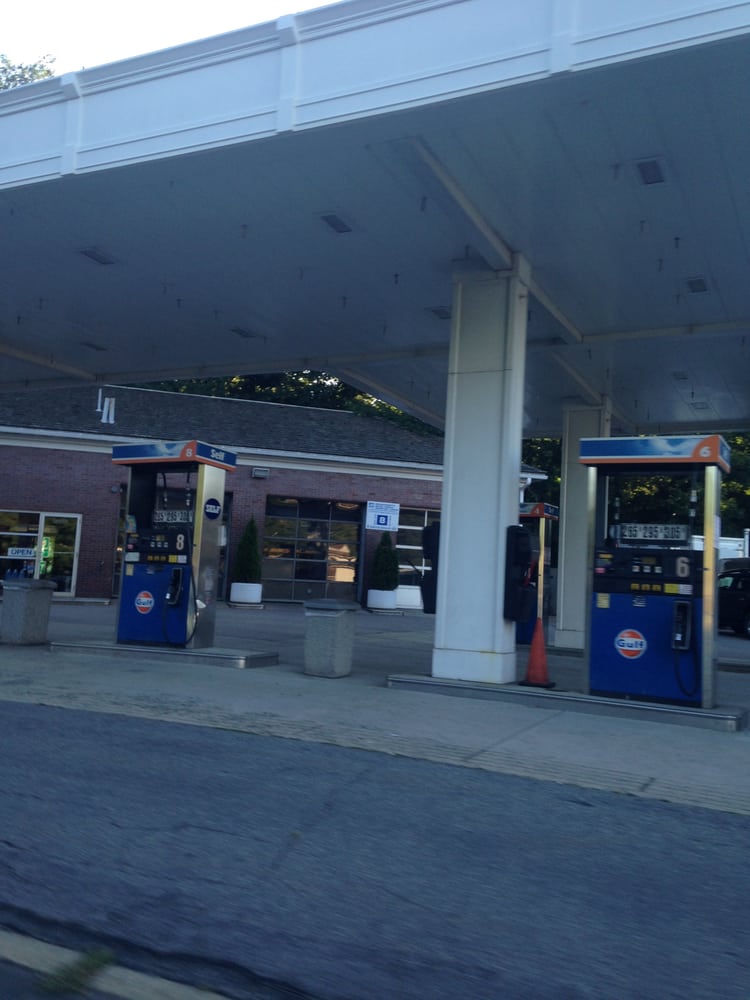 WELLESLEY HILLS GULF Updated October 2024 461 Worcester St