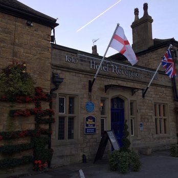 Rogerthorpe Manor Hotel - Hotel Entrance - Hotels Near Me - Pontefract, XWY