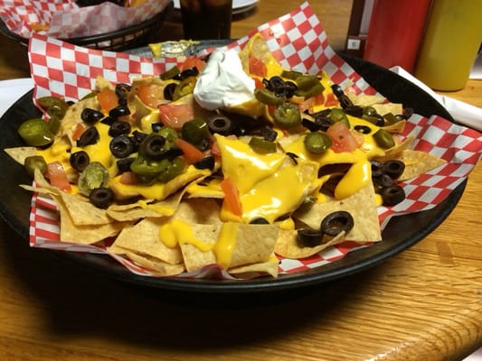 The Clubhouse Bar & Grill by null