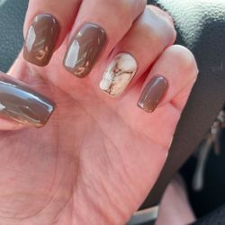 9 Nails and Spa Salon