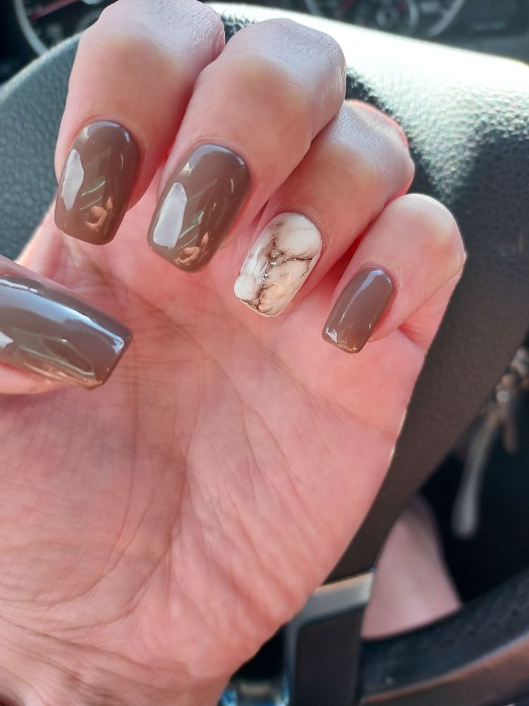 9 Nails and Spa Salon Image