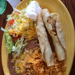 El Amigo Chavez  - Half order of taqueria