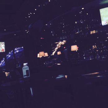 Del Frisco's Double Eagle Steakhouse - Darkly romantic interior of restaurant - Seafood Near Me - Boston, Massachusetts Del Frisco's Double Eagle Steakhouse - Darkly romantic interior of restaurant - Seafood Near Me - Boston, Massachusetts