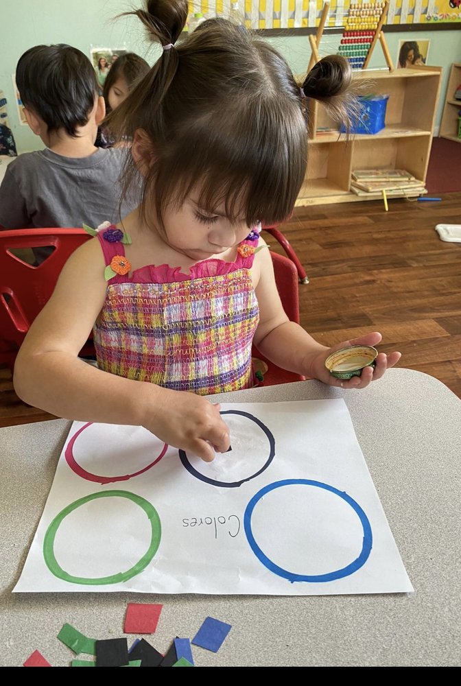 Happy Hearts Bilingual Learning (Slaughter Ln)