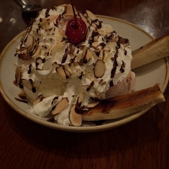 A Restaurant - Banana Sundae - New American Near Me - Newport Beach, California