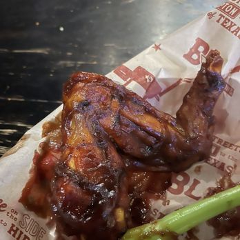 Bludso's BBQ - Bbq chicken wing was supper delicious - Barbeque Near Me - Los Angeles, California Bludso's BBQ - Bbq chicken wing was supper delicious - Barbeque Near Me - Los Angeles, California