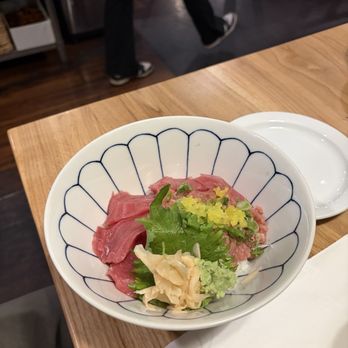 Waraku - Bluefin tuna and negitoro bowl - Izakaya Near Me - Torrance, California Waraku - Bluefin tuna and negitoro bowl - Izakaya Near Me - Torrance, California