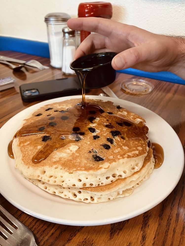 Voula's Offshore Cafe