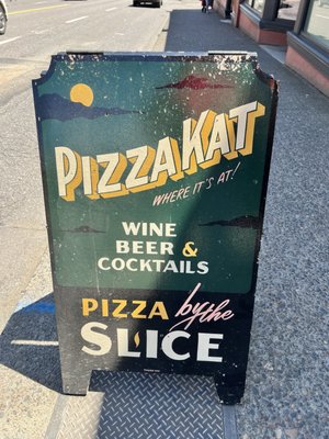 PIZZA KAT by null