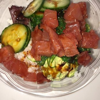 Yoki Express - Very basic selections I choose for this bowl. But good and healthy - Sushi Bars Near Me - Boston, Massachusetts