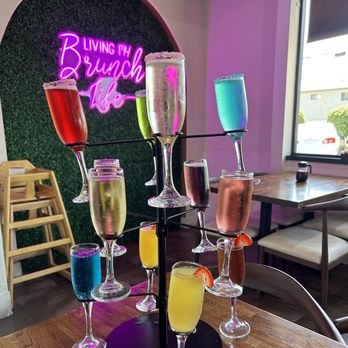 Madres Brunch - Brunch is amazing here! - Breakfast & Brunch Near Me - Bellflower, California Madres Brunch - Brunch is amazing here! - Breakfast & Brunch Near Me - Bellflower, California