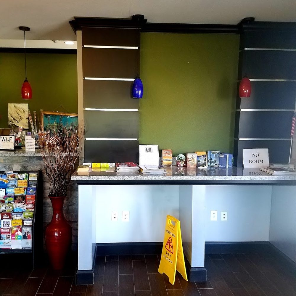 Studio 6 - Hotels Near Me - Beeville, Texas
