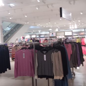 Marks and Spencer - Inside - Department Stores Near Me - London, XGL Marks and Spencer - Inside - Department Stores Near Me - London, XGL