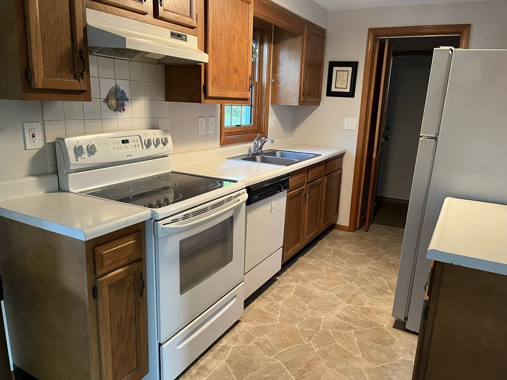 KITCHEN WORLD DISTRIBUTING INC