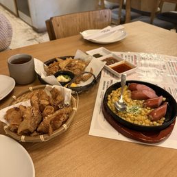 Corn and sausage Chicken skin Chicken cartilage Corn and sausage Chicken skin Chicken cartilage