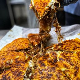 Pizzadilla