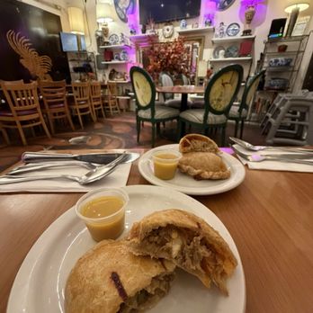 LA Rose Cafe - Famous Empanadas - Filipino Near Me - Los Angeles, California LA Rose Cafe - Famous Empanadas - Filipino Near Me - Los Angeles, California