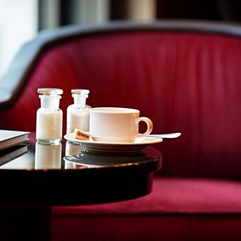 Le Bar - Lounges Near Me - Berlin, BE Le Bar - Lounges Near Me - Berlin, BE